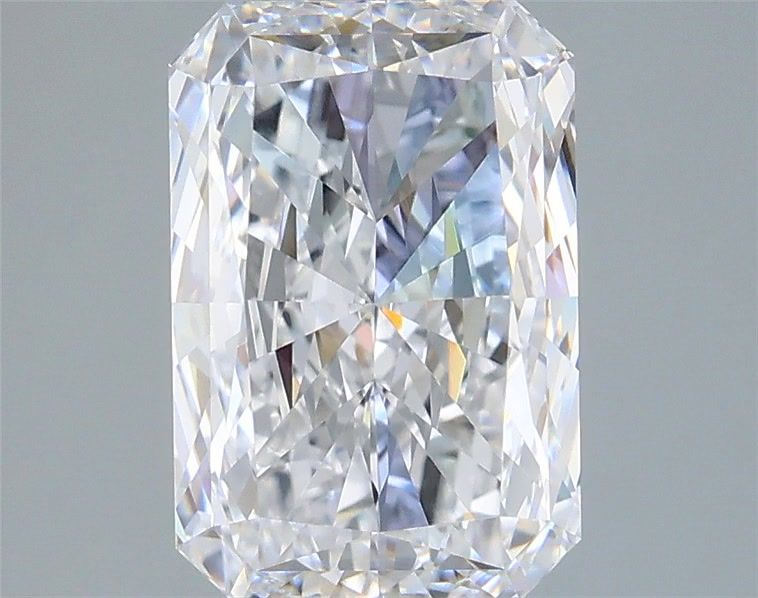 3.03ct Radiant Lab-Grown Diamond · D VVS1 · IGI