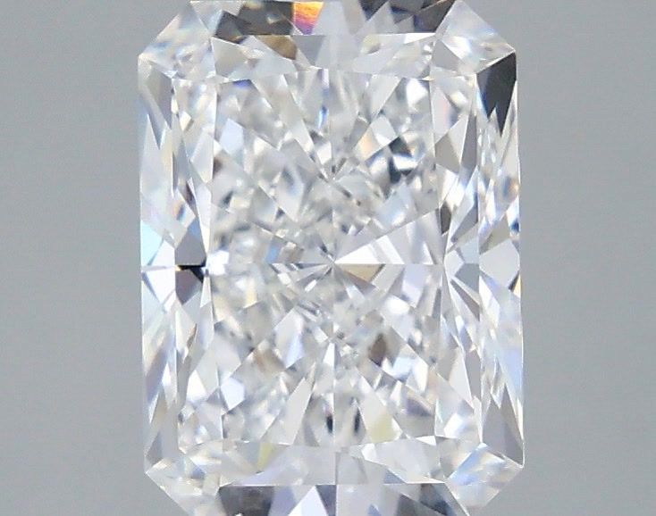 3.03ct Radiant Lab-Grown Diamond · D VVS2 · IGI