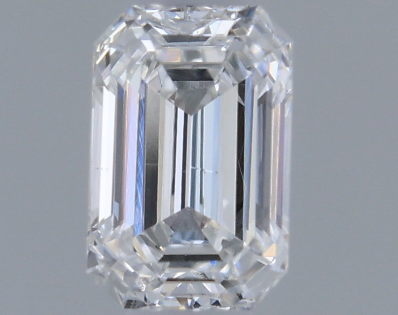 0.36ct Emerald Lab-Grown Diamond · E VS2 · IGI