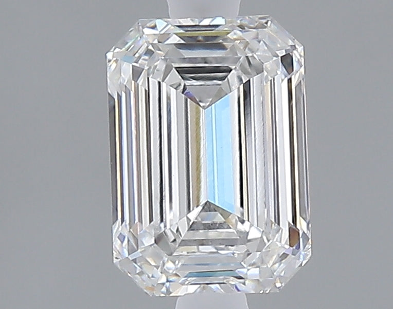 1.56ct Emerald Lab-Grown Diamond · E VVS2 · IGI