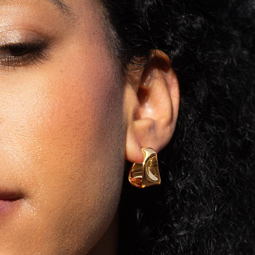 Chloe Hoops