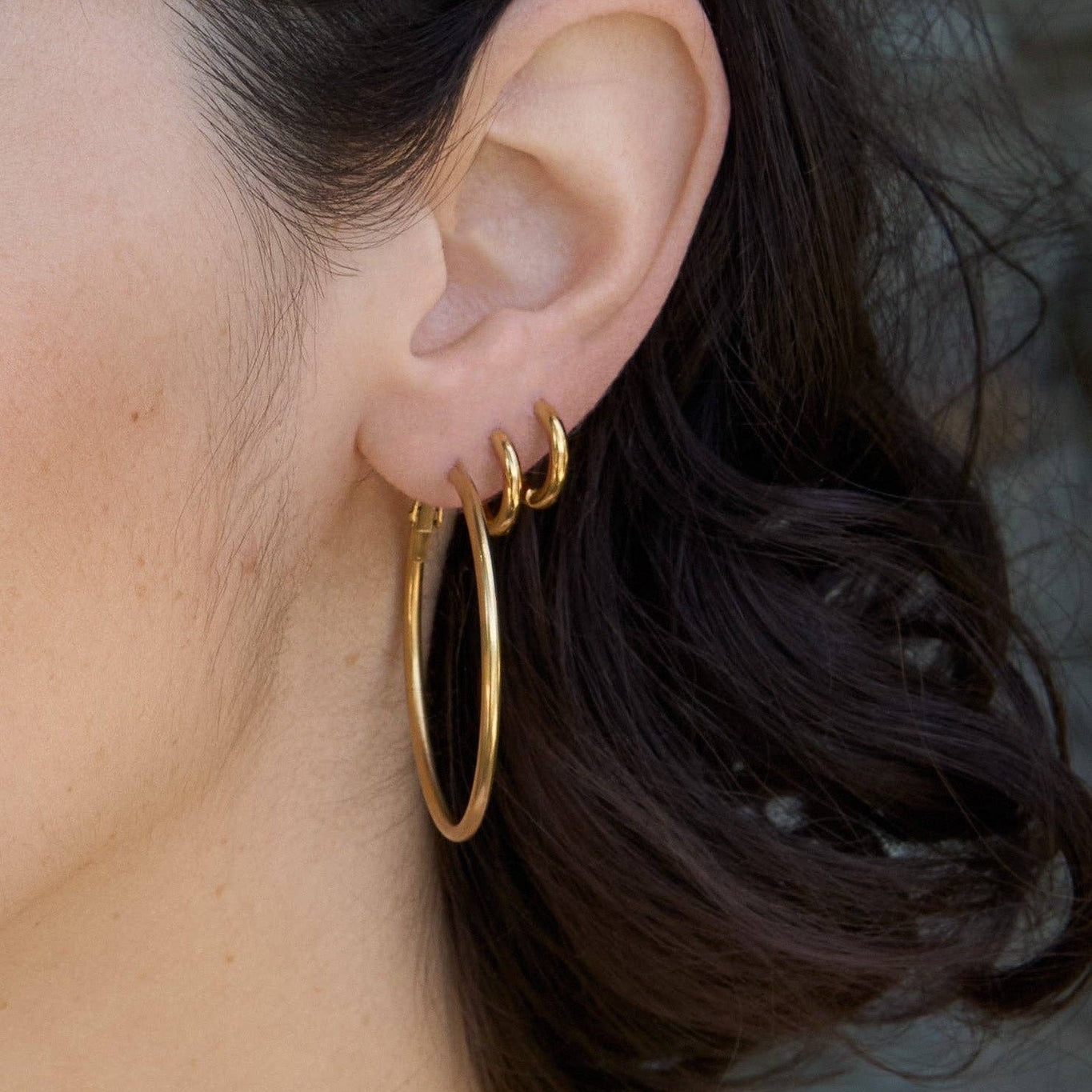 Anjelica Hoops