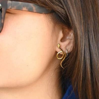 Venus Snake Studs, Raw