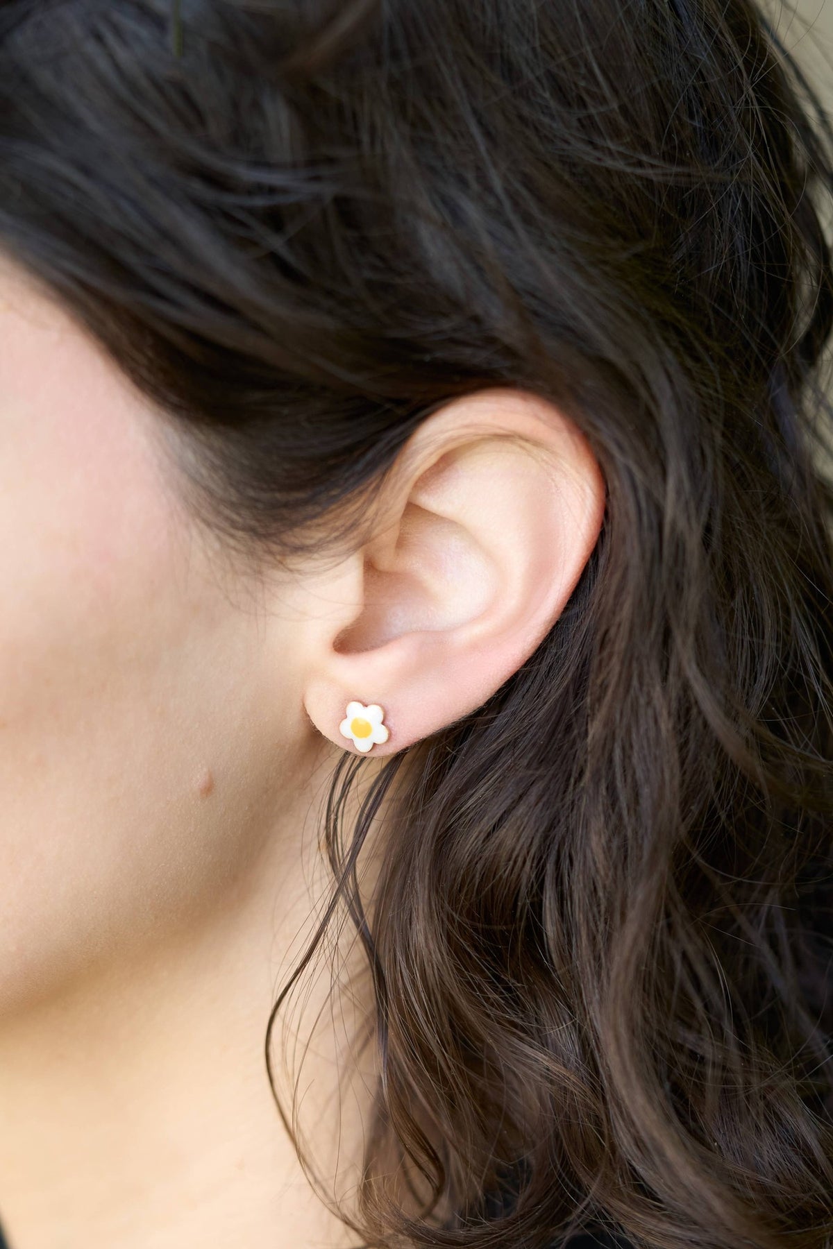 Dollop of Daisy Studs