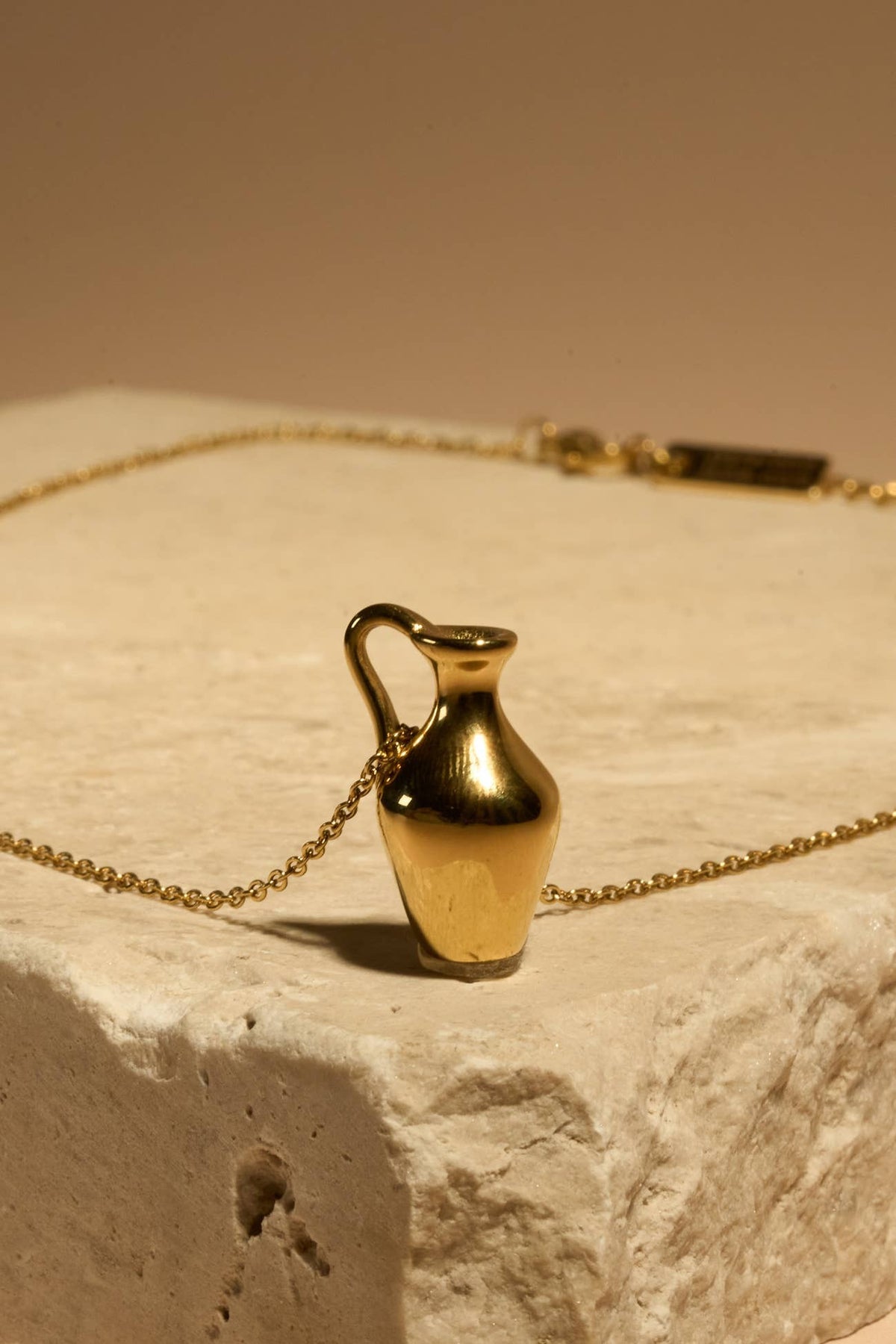 Pitcher This Necklace