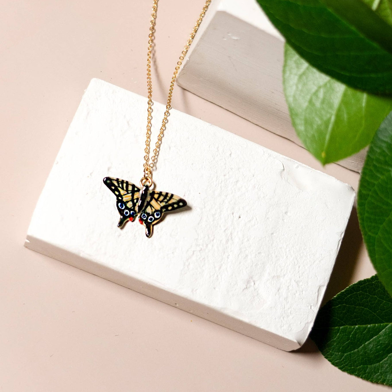 Tiny Flutter Yellow Necklace