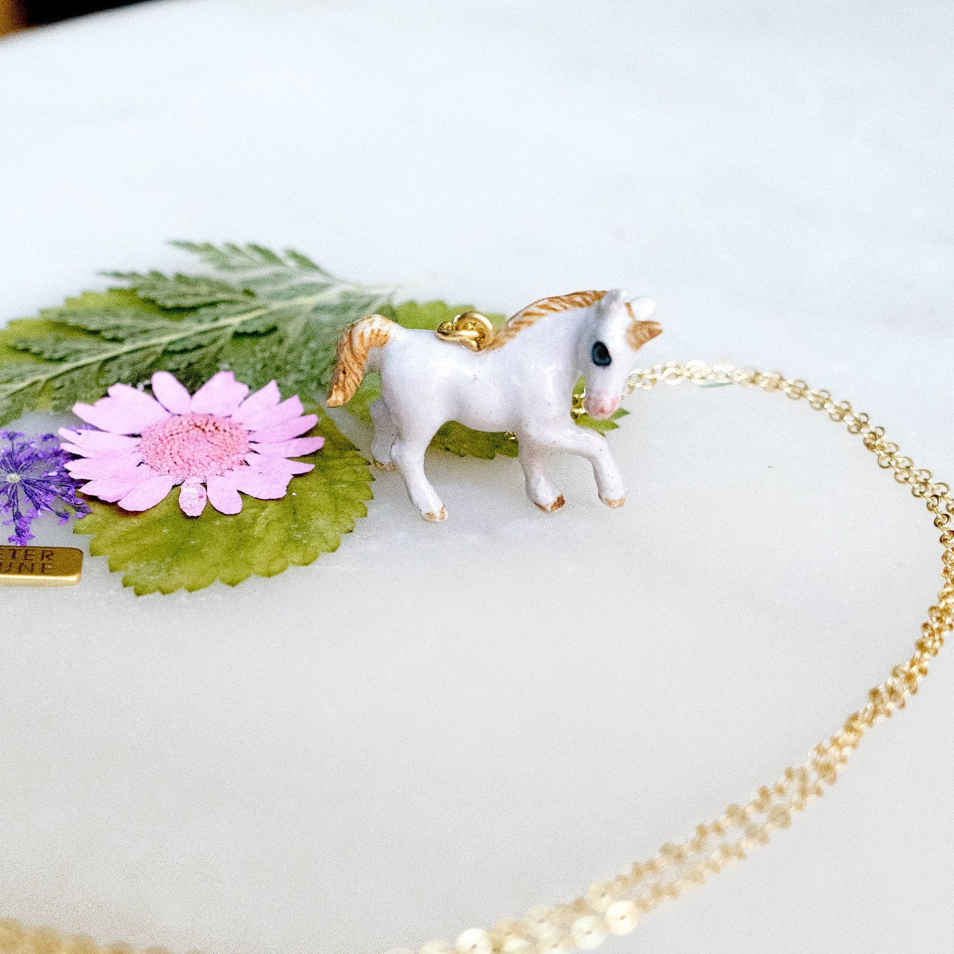 Tiny Unicorn Mama
