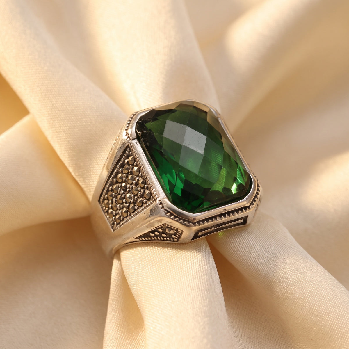 Green Stone Art Deco Signet Ring, 925 sterling silver