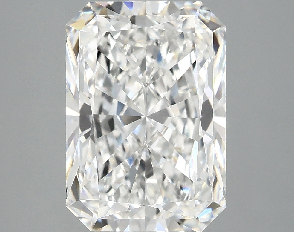 4.14ct Radiant Lab-Grown Diamond · D VVS2 · IGI