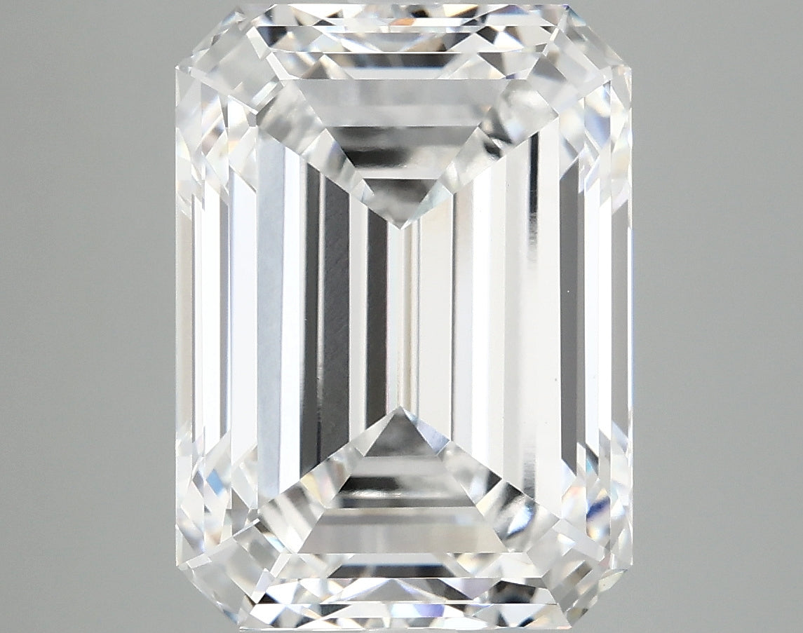 8.34ct Emerald Lab-Grown Diamond · E VVS2 · IGI