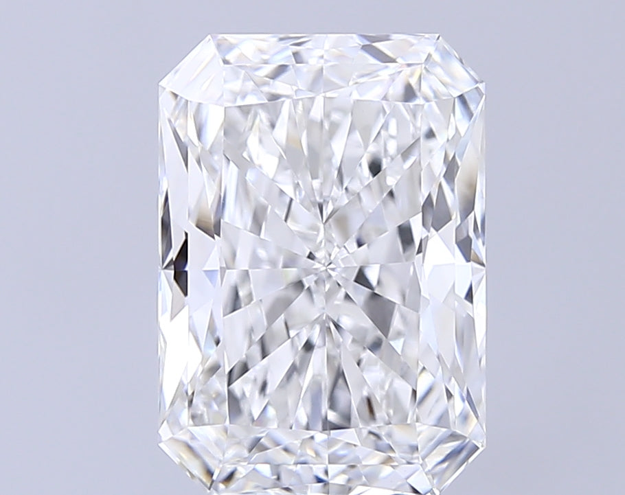 5.08ct Radiant Lab-Grown Diamond · E VVS2 · IGI