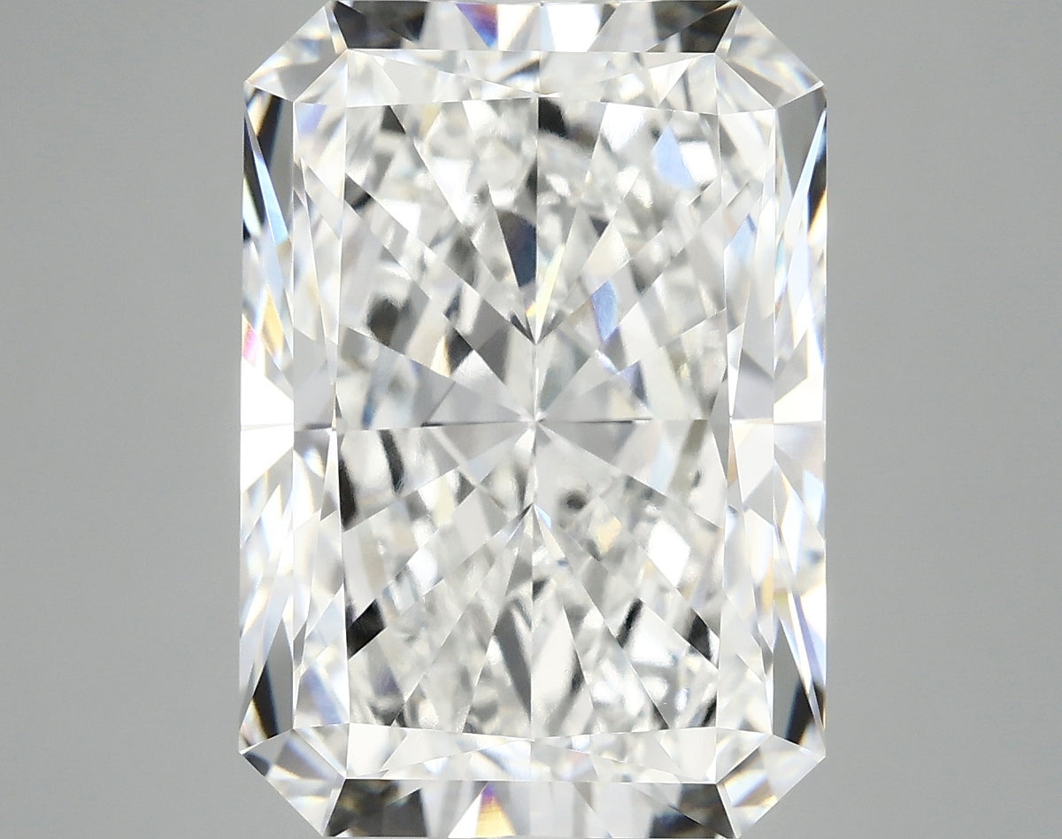 9.49ct Radiant Lab-Grown Diamond · E VVS2 · IGI