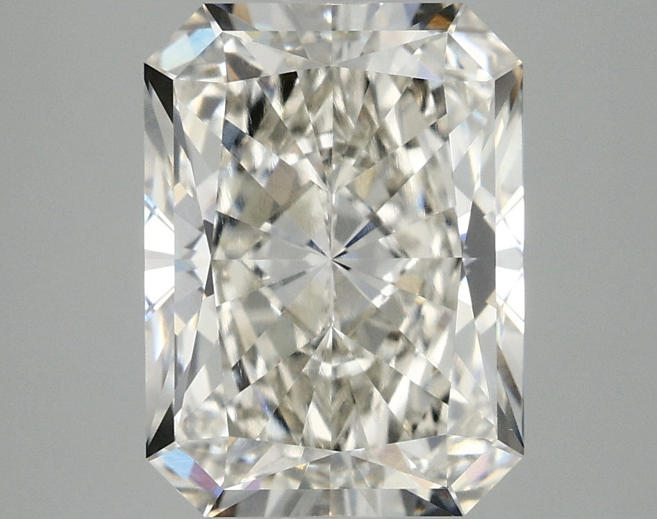 4.10ct Radiant Lab-Grown Diamond · H VVS2 · IGI
