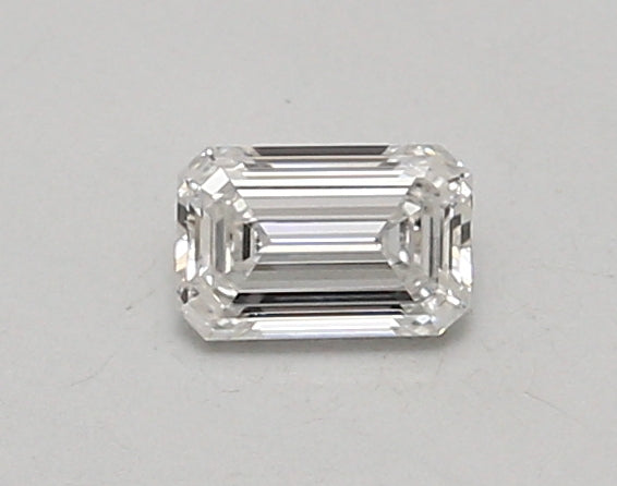 0.40ct Emerald Lab-Grown Diamond · E VVS1 · IGI