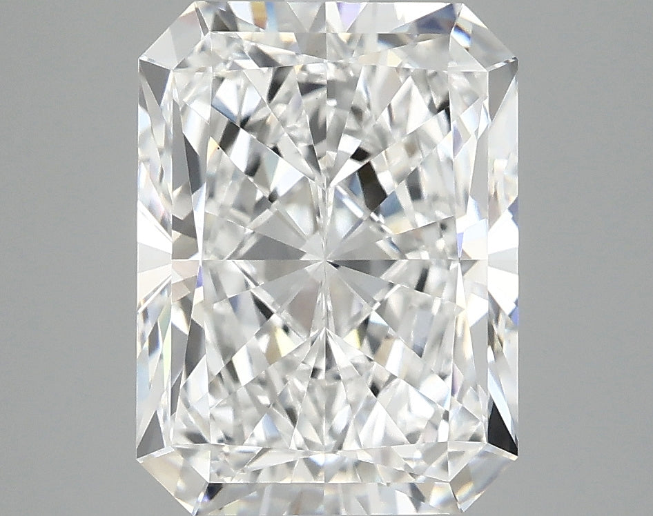 4.06ct Radiant Lab-Grown Diamond · E VS1 · IGI