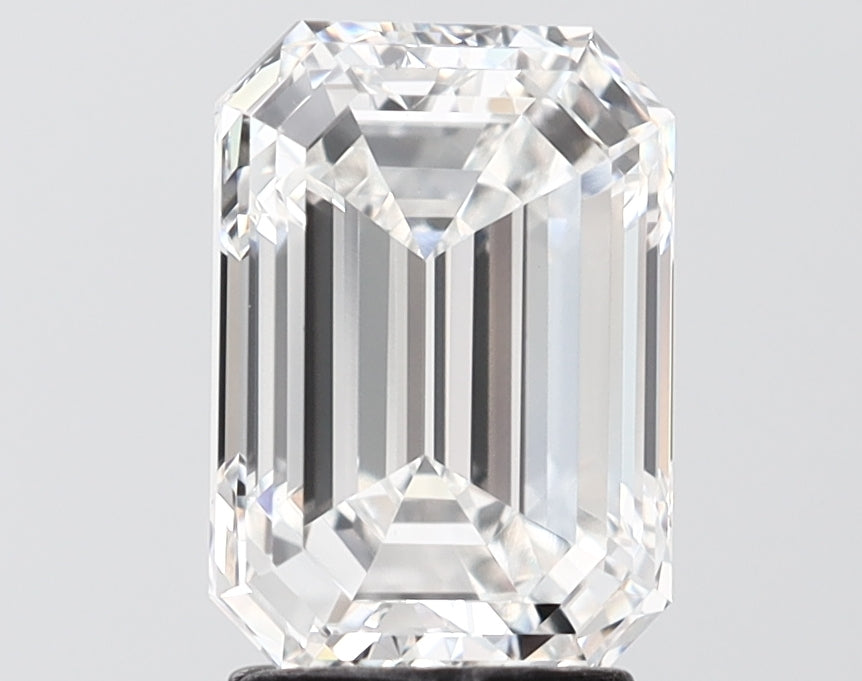 3.00ct Emerald Lab-Grown Diamond · E VVS2 · IGI
