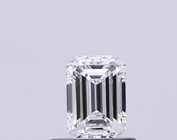 0.57ct Emerald Lab-Grown Diamond · D VVS2 · IGI