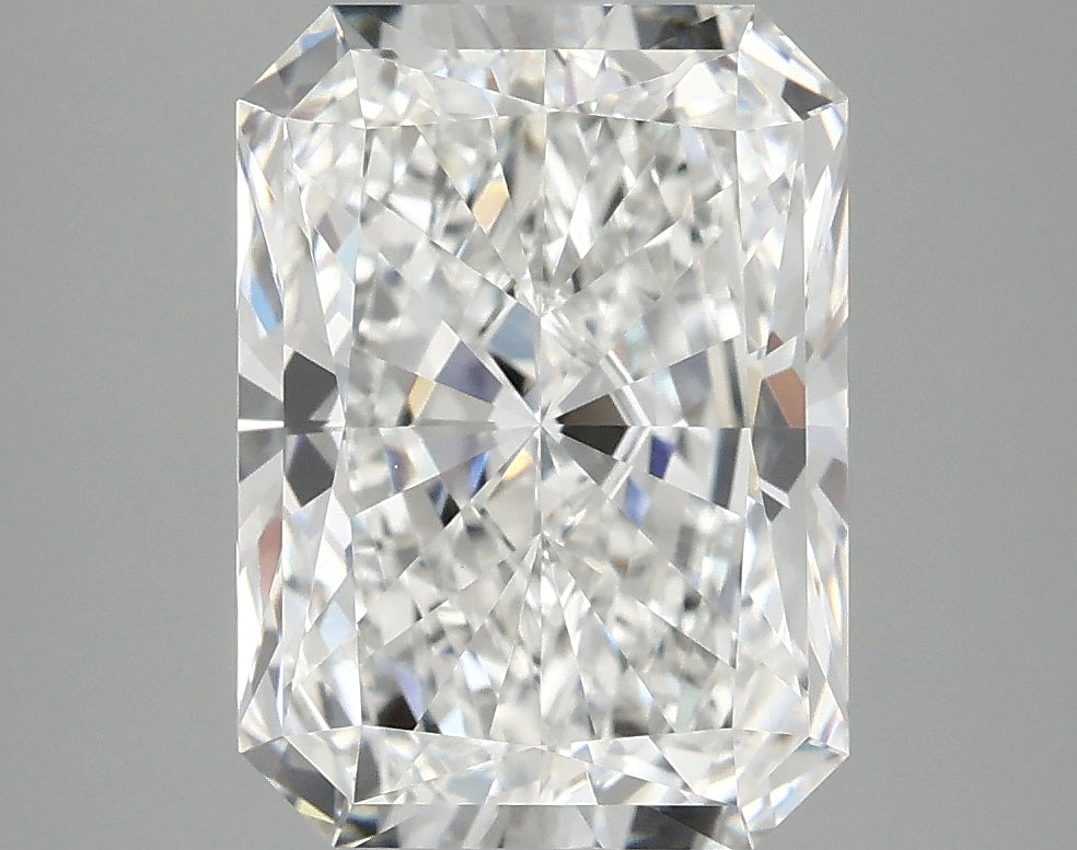 4.34ct Radiant Lab-Grown Diamond · F VVS2 · IGI