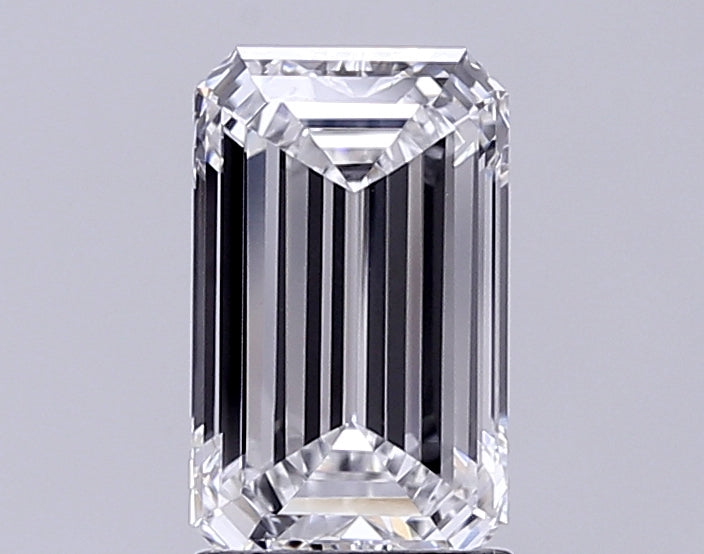 2.01ct Emerald Lab-Grown Diamond · E VVS2 · IGI