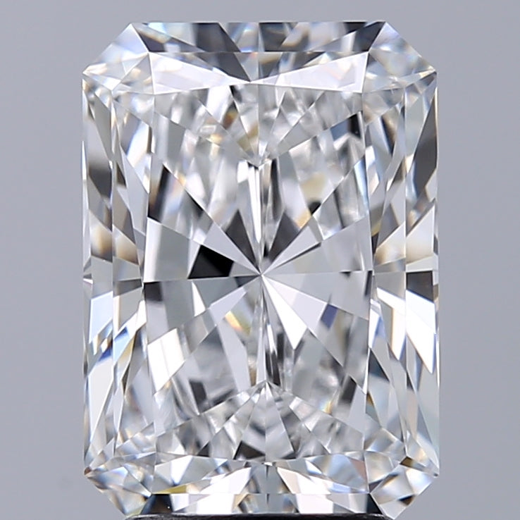 10.10ct Radiant Lab-Grown Diamond · E VVS1 · IGI