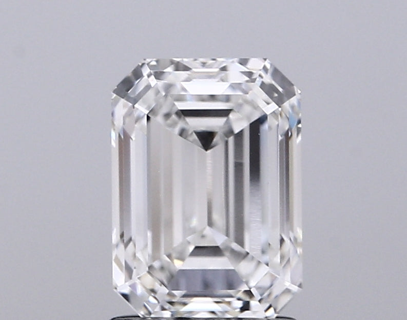 2.02ct Emerald Lab-Grown Diamond · E VVS1 · IGI