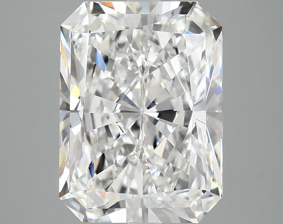 4.11ct Radiant Lab-Grown Diamond · D VVS2 · IGI