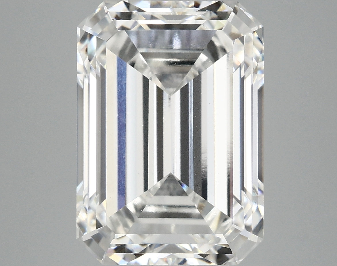 8.27ct Emerald Lab-Grown Diamond · F VVS2 · IGI